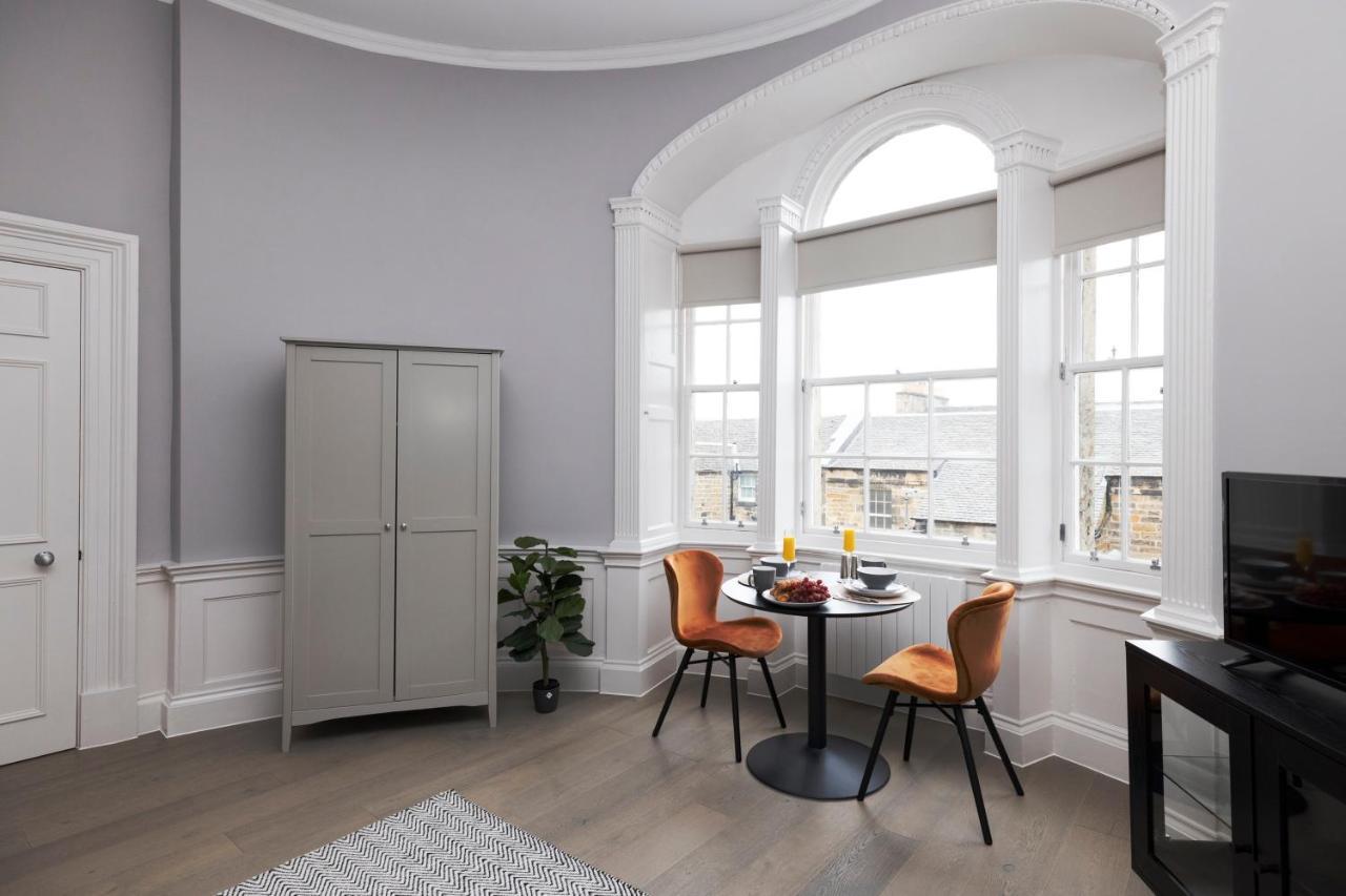 Appartement Joivy Statement On Historic George Street