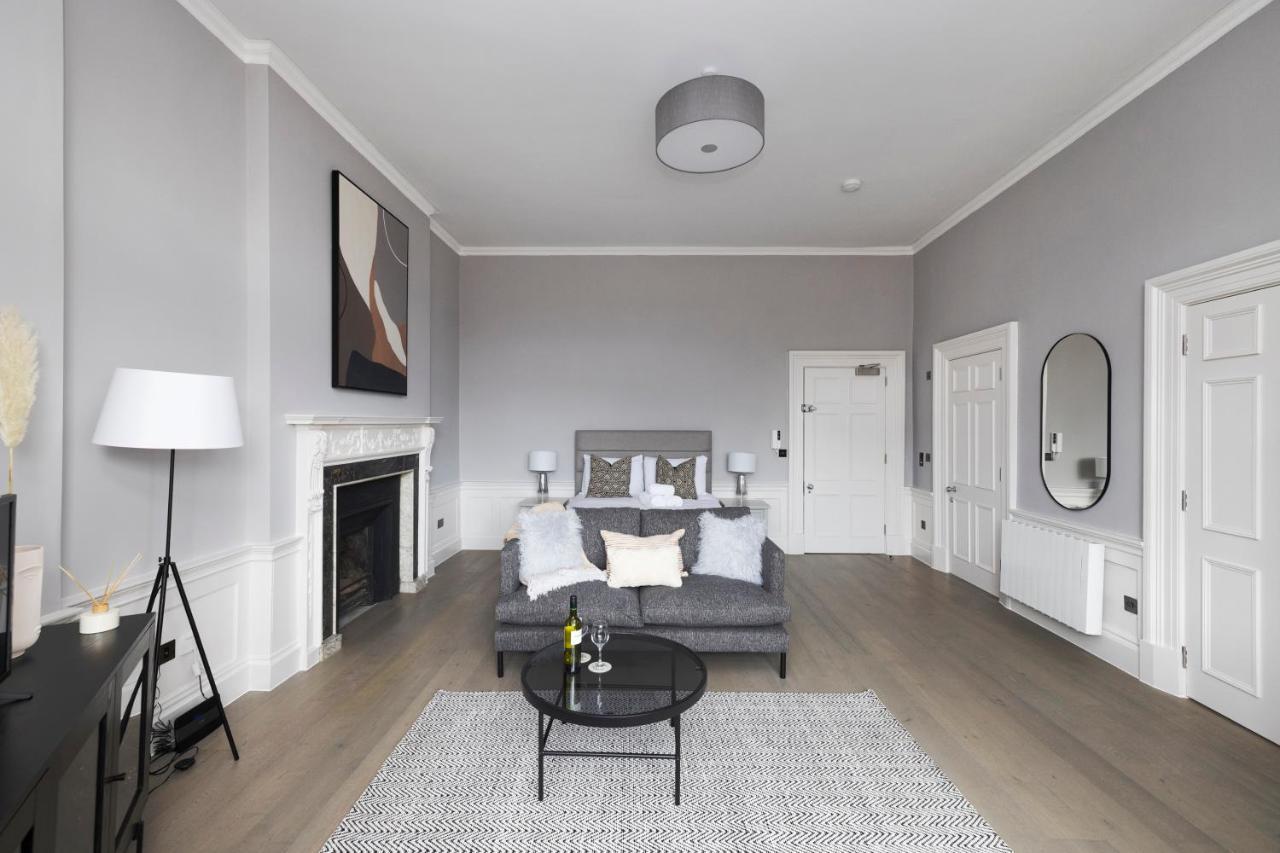 Appartement Joivy Statement On Historic George Street